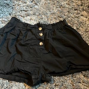 Stretchy black shorts